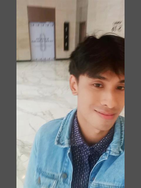 Dating profile for zee2024 from Manila, Philippines