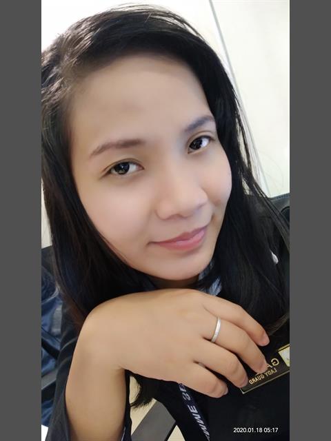 Dating profile for E-j Ga from Manila, Philippines