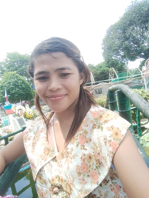 Dating profile for Roselie27 from Davao City, Philippines
