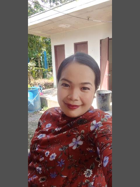 Dating profile for Luzzy from Davao City, Philippines