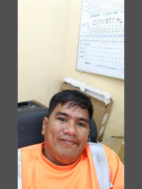 Dating profile for Clintoy from Cebu City, Philippines