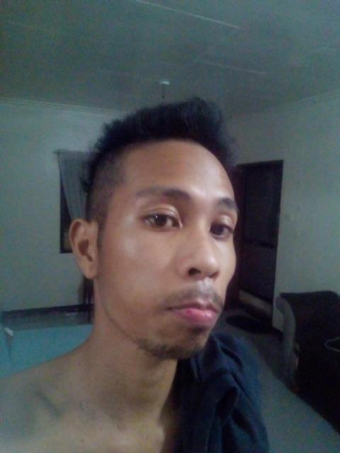 Dating profile for randz25 from Davao City, Philippines