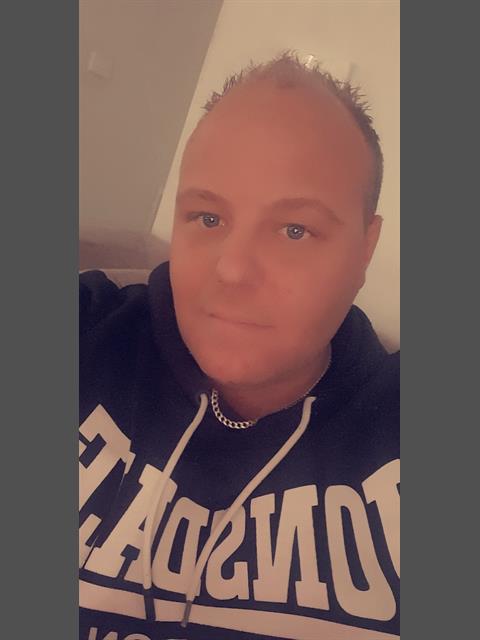 Dating profile for AaronM93 from Melbourne Vic, Australia