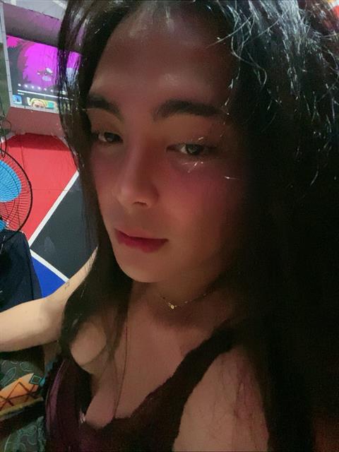 Dating profile for Emzz333 from Davao City, Philippines