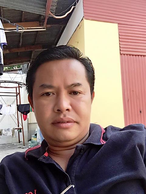 Dating profile for godaddy from General Santos City, Philippines