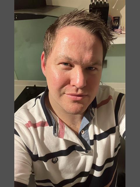 Dating profile for Andy2412 from Bristol, United Kingdom