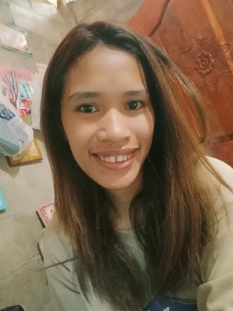 Dating profile for Emelyn336 from Cebu City, Philippines
