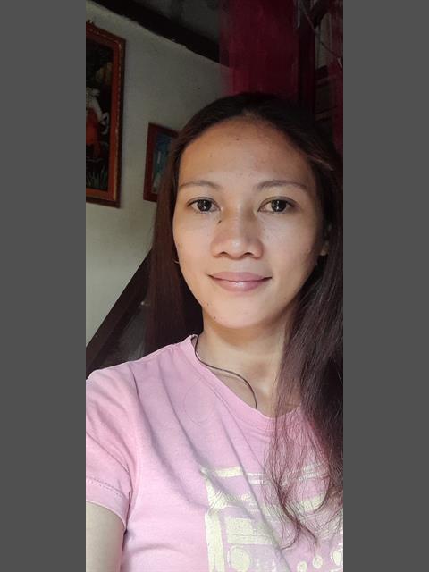 Dating profile for Analyn Tiozon from Quezon City, Philippines