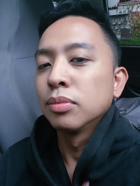 Dating profile for wil rom from Quezon City, Philippines