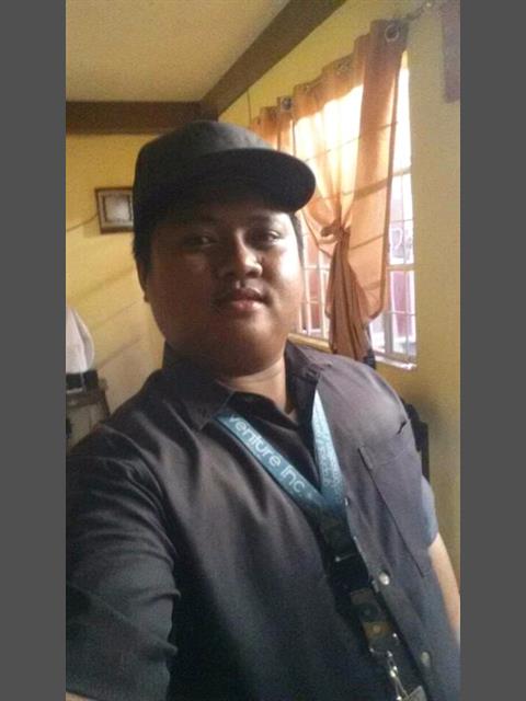 Dating profile for rexjonbon1216 from Quezon City, Philippines