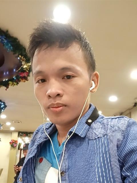 Dating profile for Jhunie from Zamboanga City, Philippines