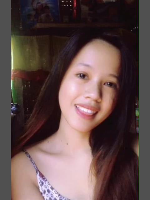 Dating profile for Ellen Orebleh from Cebu, Philippines