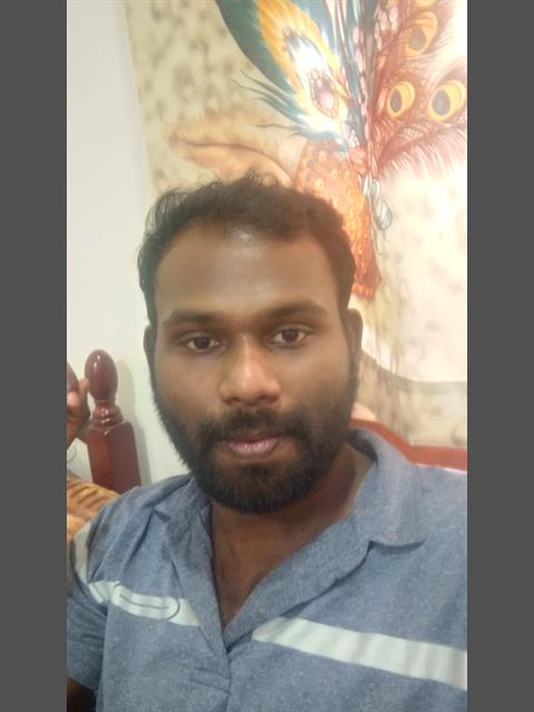 Dating profile for makhfi from Calicut, India
