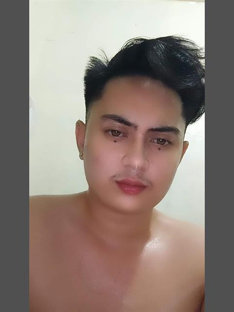 Dating profile for Russellhero from Quezon City, Philippines