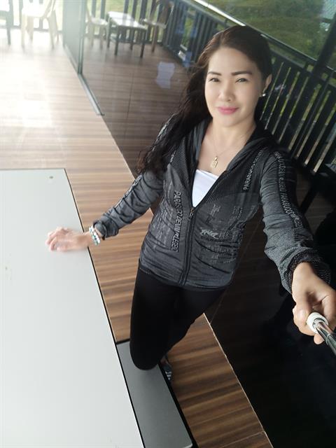 Dating profile for Louana35 from Davao City, Philippines