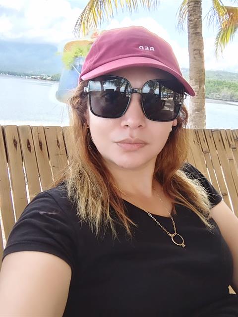 Dating profile for Nhining from Davao City, Philippines