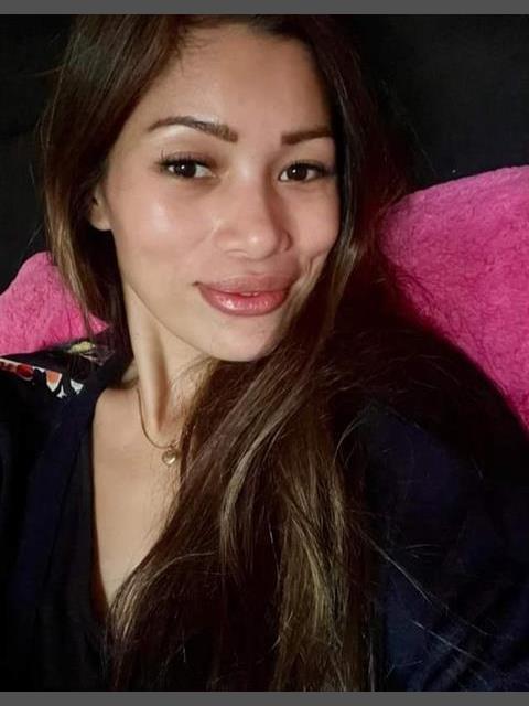 Dating profile for Alicia101 from Quezon City, Philippines