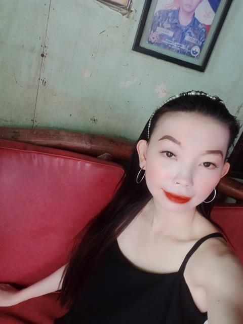 Dating profile for Queenie28 from Manila, Philippines