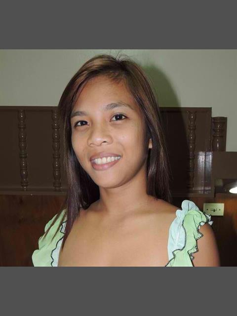 Dating profile for Dalyahh from Quezon City, Philippines