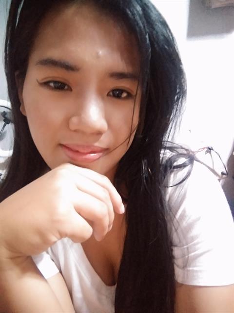 Dating profile for Carmela from Quezon City, Philippines