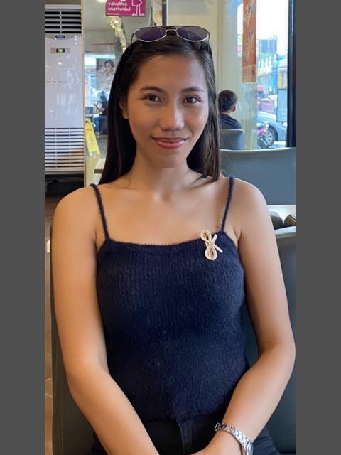 Dating profile for Belle27 from Quezon City, Philippines
