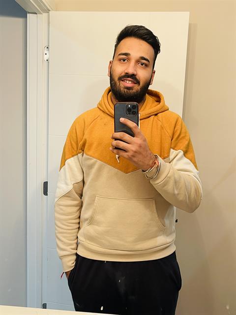 Dating profile for Ranveer from Edmonton, Canada