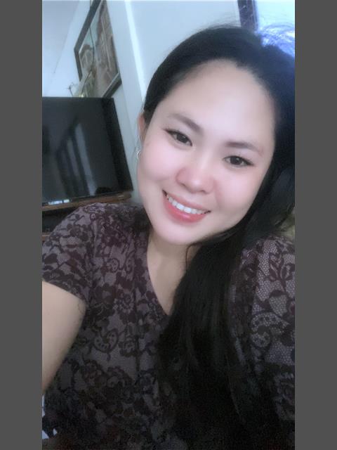 Dating profile for Shaneen from Cebu, Philippines