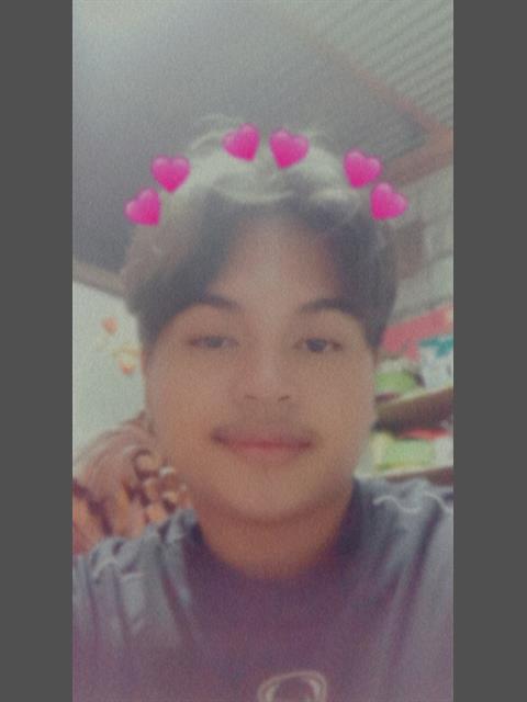 Dating profile for Kenji98 from Quezon City, Philippines