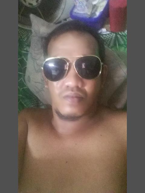 Dating profile for fredxxx247 from Quezon City, Philippines